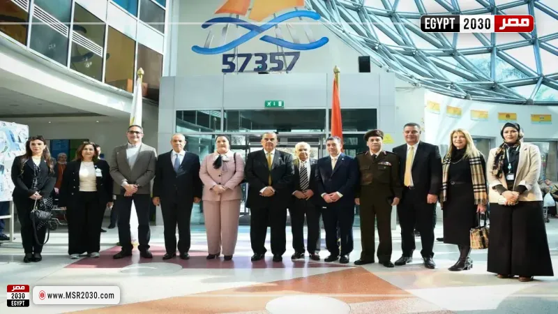 جانب من زيارة وزير الخارجية لمستشفى 57357