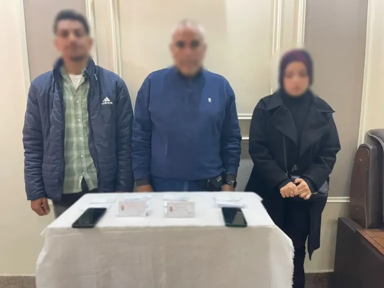المتهمين 