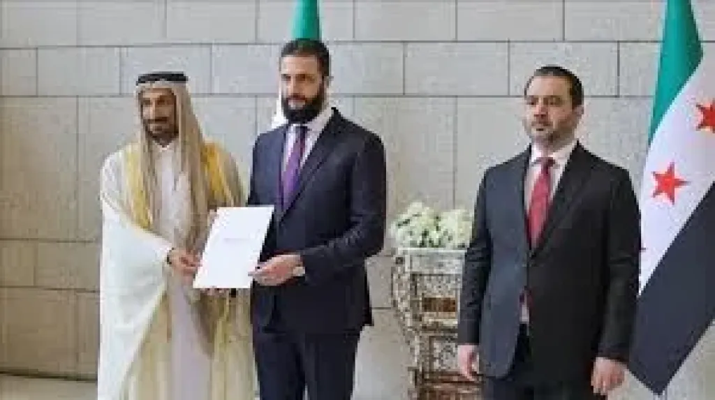 الرئيس السوري يتسلم أوراق اعتماد أول سفير قطري في دمشق بعد 14 عاما