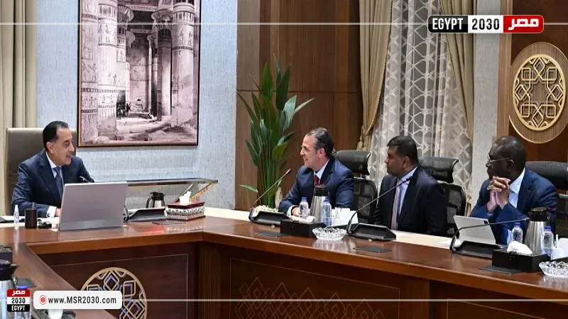 رئيس الوزراء يلتقي رئيس قسم الأصول الأساسية والبلدان الناشئة في شركة شيفرون
