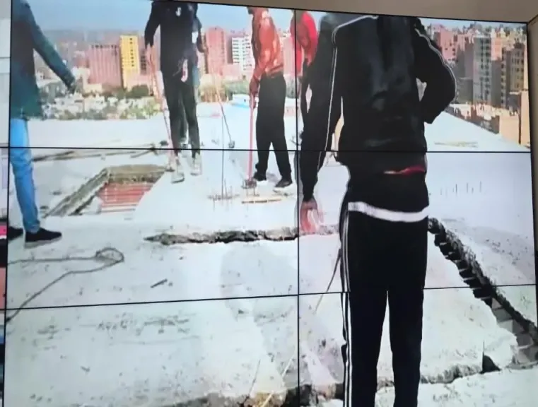 أعمال إزالة عدد من الأدوار المخالفة