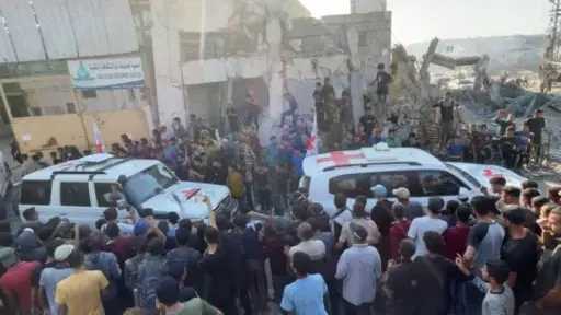 سلطات الاحتلال تفرج عن 5 أسرى من قطاع... سلطات الاحتلال تفرج عن 5 أسرى من قطاع غزة