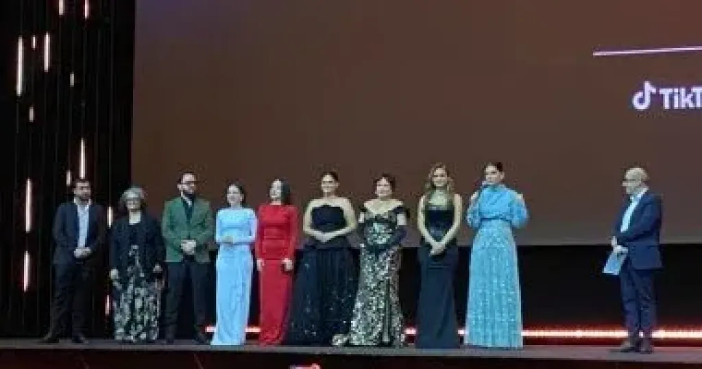 أبطال فيلم جوازة ولا جنازة بمهرجان البحر الأحمر