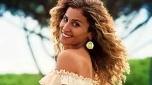 دينا الشربينى تعلن عن ارتدائها براندات مصرية فى... دينا الشربينى تعلن عن ارتدائها براندات مصرية فى مسلسلها الجديد