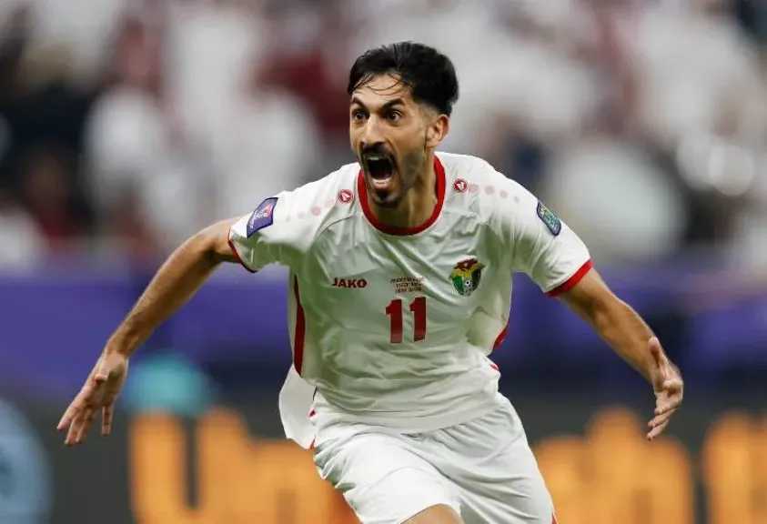 الأهلي يقترب من خطف النجم الأردني يزن النعيمات في الميركاتو الشتوي