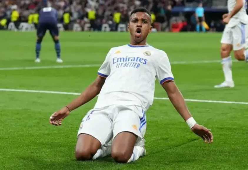 رودريجو يتألق أمام مانشستر سيتي ويجذب اهتمام ليفربول