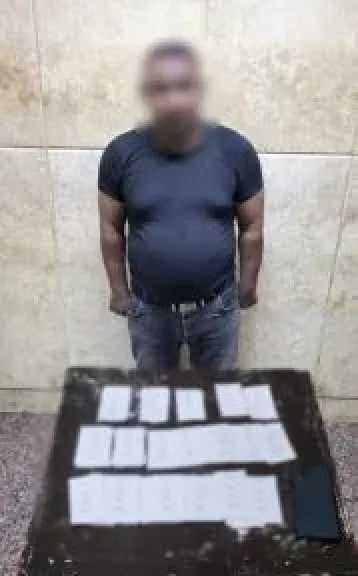 ضبط شخص بالأقصر لتوزيعه كروت دعاية انتخابية على الناخبين