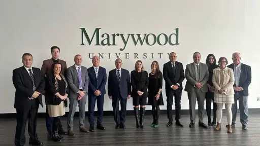 الأكاديمية العربية وجامعة ماري وود يعززان التعاون والبرامج المشتركة لخدمة الطلاب