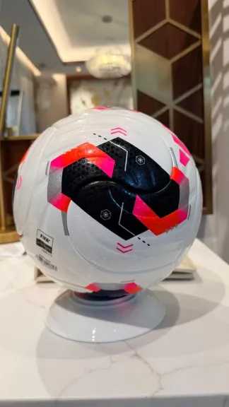 الكرة الرسمية تصل بيراميدز في الدوحة قبل موقعة فلامنجو