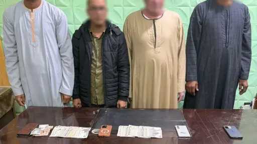 ضبط7أشخاص بحوزتهم بطاقات ومبالغ مالية للتأثير على الناخبين في الأقصر والمنيا