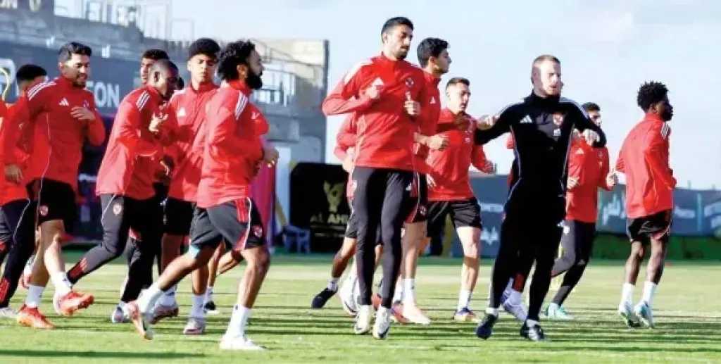 الأهلي يتحرك لحسم صفقات الجبهة اليسرى.. ومفاجآت في قائمة المرشحين