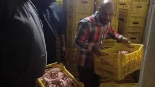 ضبط 45 طن دواجن ولحوم فاسدة خلال نوفمبر... ضبط 45 طن دواجن ولحوم فاسدة خلال نوفمبر فى الجيزةl صور