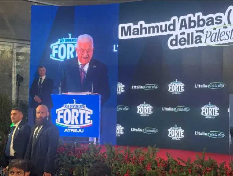 عباس يدعو إيطاليا إلى الاعتراف بدولة فلسطين دعما لحل الدولتين