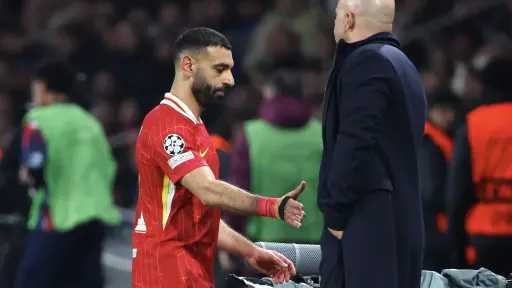 عاجل| سلوت يشرح أسباب اتخاذ قراراته تجاه محمد... عاجل| سلوت يشرح أسباب اتخاذ قراراته تجاه محمد صلاح في ليفربول