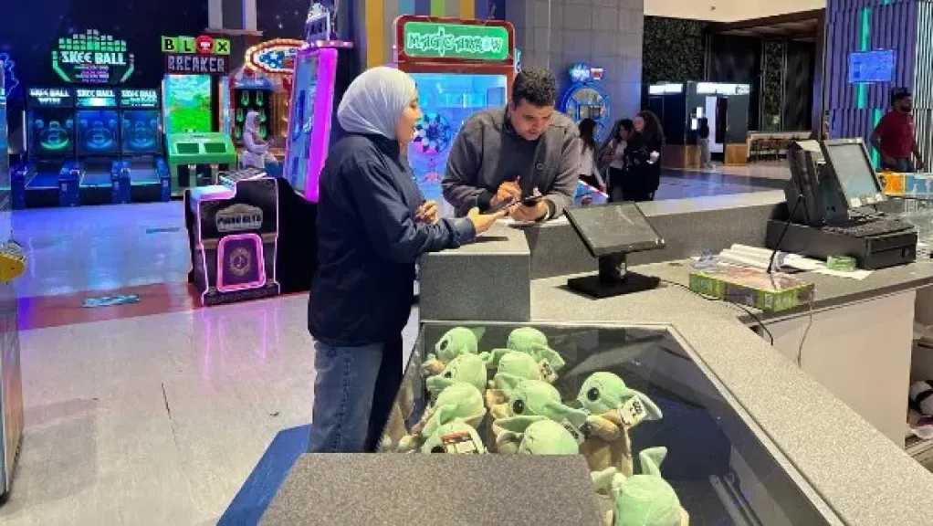 العمل تنذر 897 منشأة وتحرر 805 محاضر مخالفة قانون