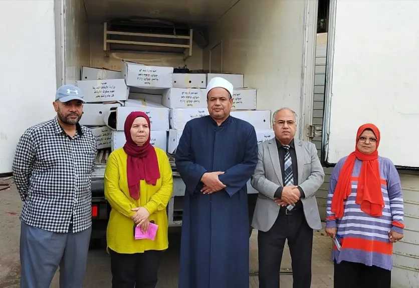 توزيع 2 طن من لحوم صكوك الأضاحي على الأسر الأولى بالرعاية في الجيزة