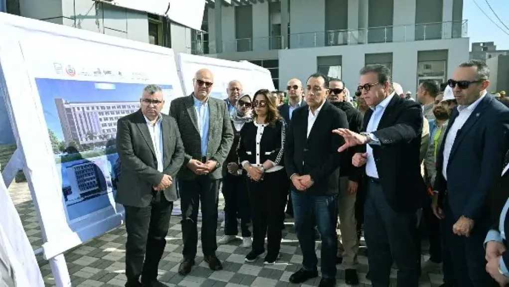 مدبولي: الحكومة تضع التعليم والصحة وتحسين الخدمات للمواطنين على رأس الأولويات حاليا