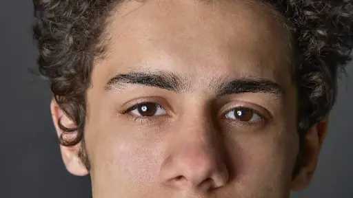 تفاصيل دور عمر رزيق في فيلم عيلة دياب... تفاصيل دور عمر رزيق في فيلم عيلة دياب على الباب