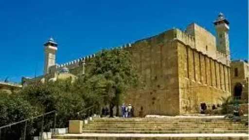 الأوقاف الفلسطينية تدين إغلاق الحرم الإبراهيمي وتحذر من... الأوقاف الفلسطينية تدين إغلاق الحرم الإبراهيمي وتحذر من تصعيد استيطاني في الأقصى