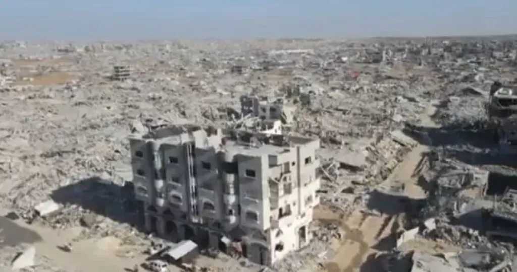 القاهرة الإخبارية: المنخفض الجوي بغزة يتسبب في تدمير 27 ألف خيمة وتضرر ربع مليون نازح