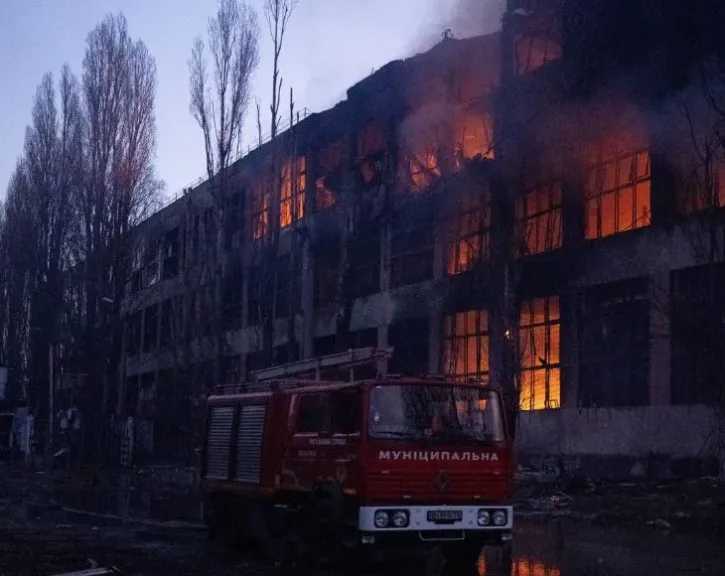 الجيش الروسي يستهدف مواقع للصناعة العسكرية والطاقة في أوكرانيا