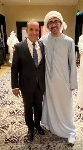 وزير الخارجية مع نظيره الإماراتي 