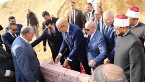 رئيس مجلس القضاء الأعلى يضع حجر أساس مسجد... رئيس مجلس القضاء الأعلى يضع حجر أساس مسجد شهداء القضاة بالتجمع السادس