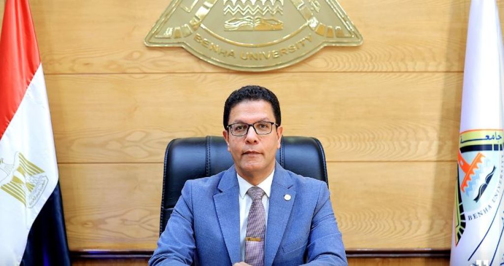 رئيس جامعة بنها