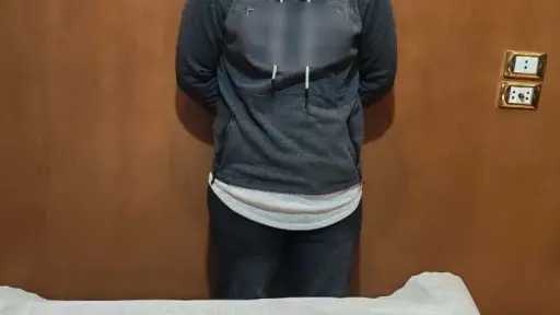 ضبط شخص ظهر في فيديو يلوح بسلاح أبيض... ضبط شخص ظهر في فيديو يلوح بسلاح أبيض ويطلق ألفاظًا نابية بدمياط