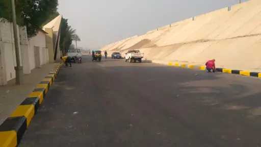 محافظ الجيزة يتابع أعمال رصف وتطوير طريق الشورى... محافظ الجيزة يتابع أعمال رصف وتطوير طريق الشورى لربط طريق أسيوط الزراعي بمدخل البدرشين