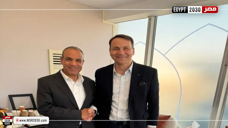 وزير الخارجية يبحث مع نظيره البولندي تعزيز العلاقات الثنائية وتطورات أوضاع المنطقة