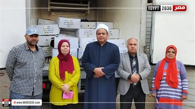 الأوقاف توزع طنين من لحوم صكوك الأضاحي على الأسر الأولى بالرعاية بعدد من المحافظات