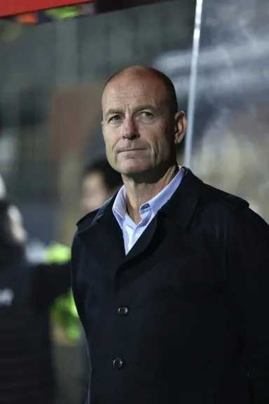 عاجل| اجتماع حاسم داخل الأهلي.. شوبير يعلن تطورات صفقات الفريق الجديدة