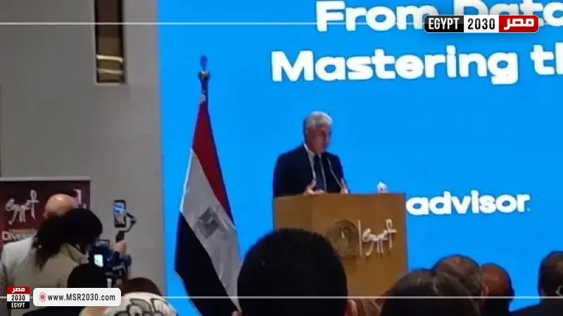 وزير السياحة والآثار