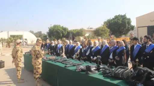 طلاب جامعة الإسكندرية يزورون قيادة قوات الصاعقة طلاب جامعة الإسكندرية يزورون قيادة قوات الصاعقة