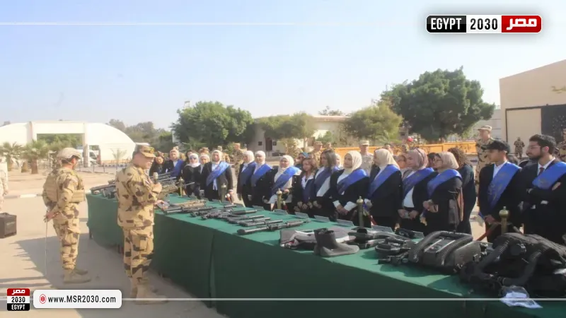 طلاب جامعة الإسكندرية يزورون قيادة قوات الصاعقة