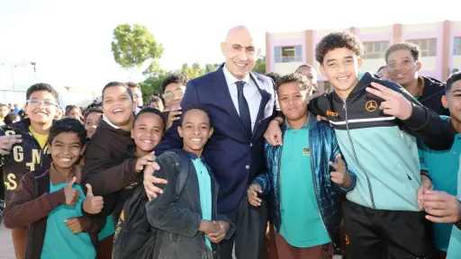 وزير التربية والتعليم ومحافظ أسوان يتابعان سير الدراسة... وزير التربية والتعليم ومحافظ أسوان يتابعان سير الدراسة بمدرسة الشهيد عمرو فريد