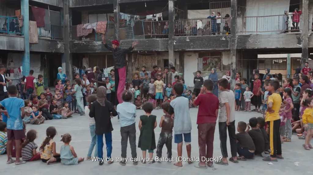 فيلم «ضايل عِنا عرض» يفتتح عروضه في تونس ضمن فعاليات أيام قرطاج السينمائية