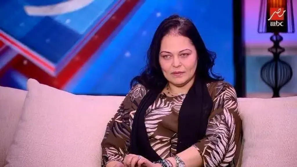 نيفين مندور