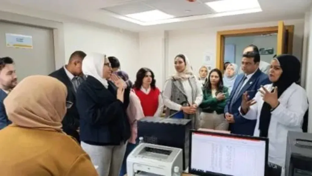 وفد من البنك الدولى ومنظمة الصحة العالمية 