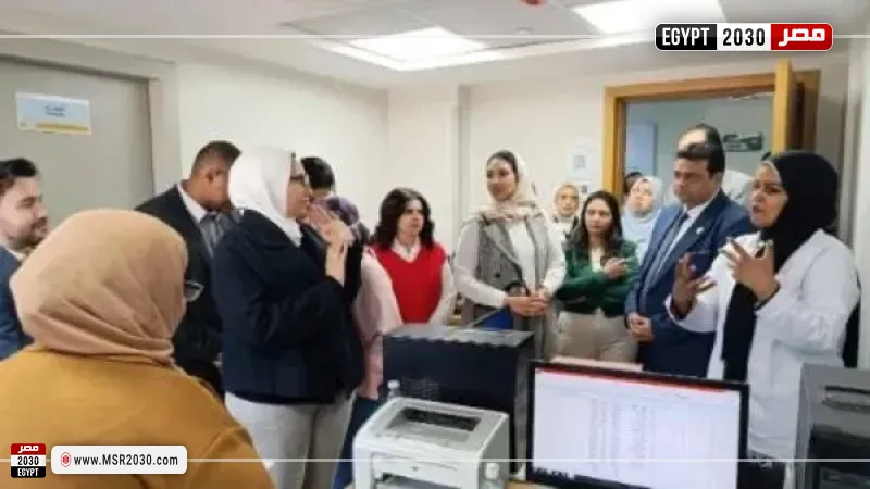 وفد من البنك الدولى ومنظمة الصحة العالمية 