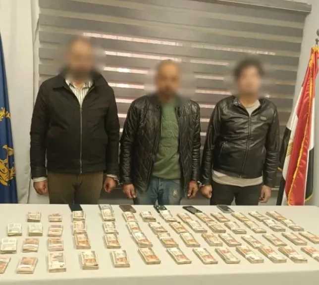 ضبط 3 أشخاص لسرقتهم أموال من شركة بمدينة نصر أول