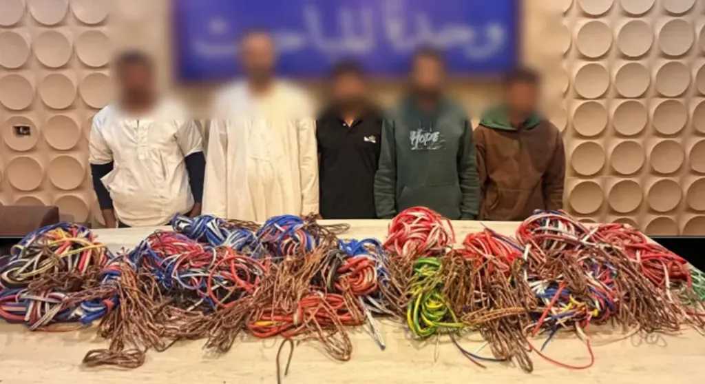 ضبط 4 أشخاص سرقوا وحدات سكنية تحت الإنشاء بمدينة  بدر