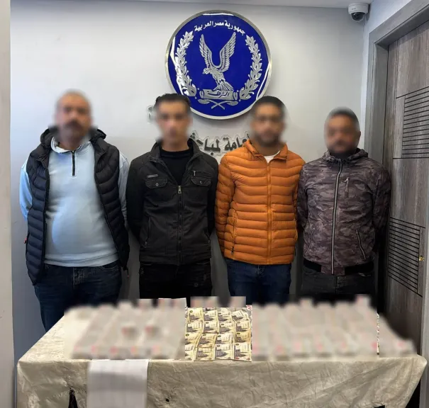 المتهمين