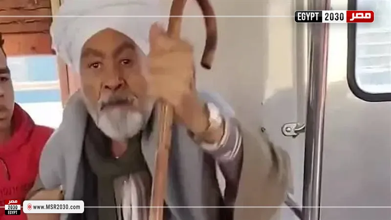 انفعال رجل داخل المترو