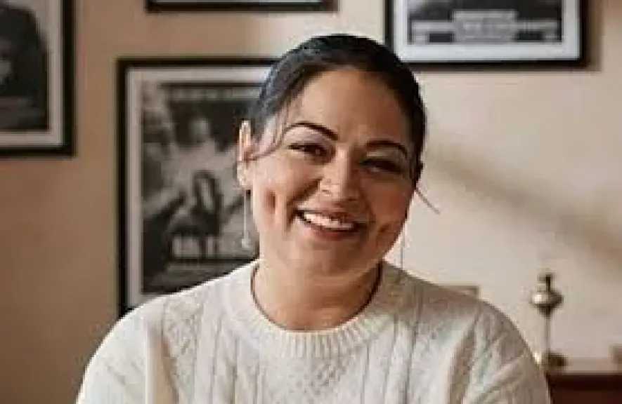 مبتسمة وبتضحك..اللحظات الآخيرة من حياة الفنانة نيفين مندور