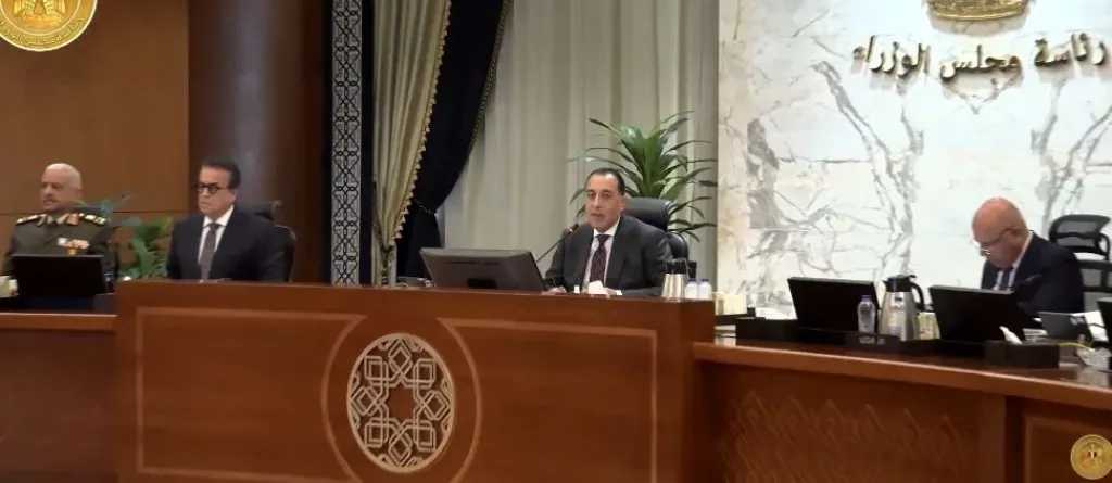 غرق مصريين في حادث هجرة غير شرعية.. رئيس الحكومة: حالة فردية ونتعامل مع الظاهرة بحسم شديد