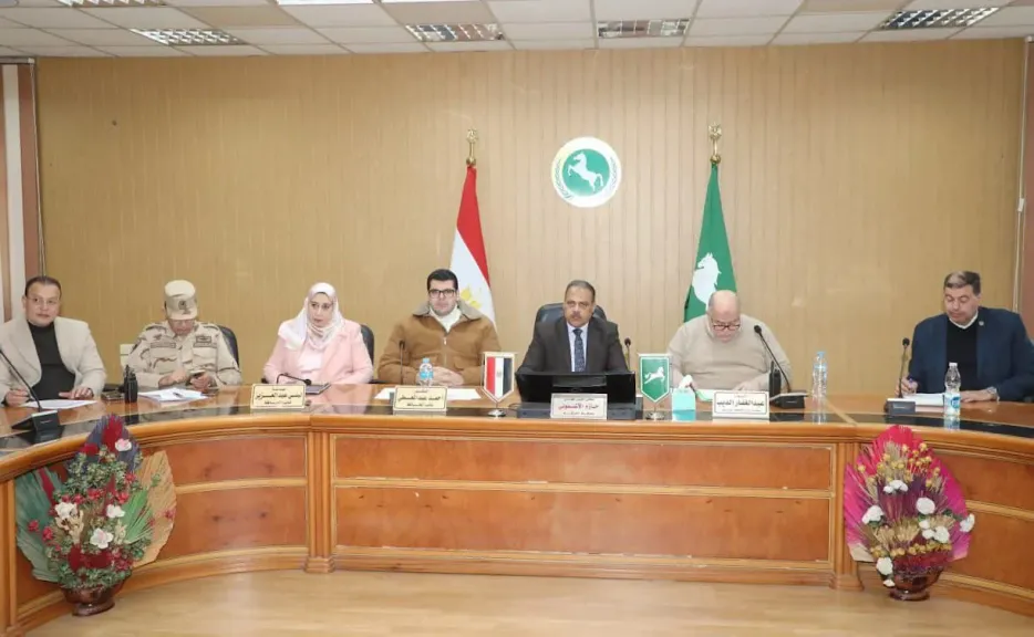 محافظ الشرقية يتابع ثاني أيام جولة الإعادة بانتخابات مجلس النواب