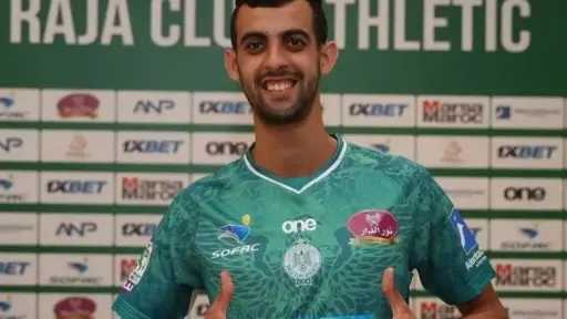 عاجل| الأهلي يحدد موعد توقيع عقود يوسف بلعمري