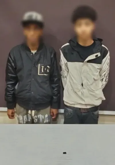 المتهمين 